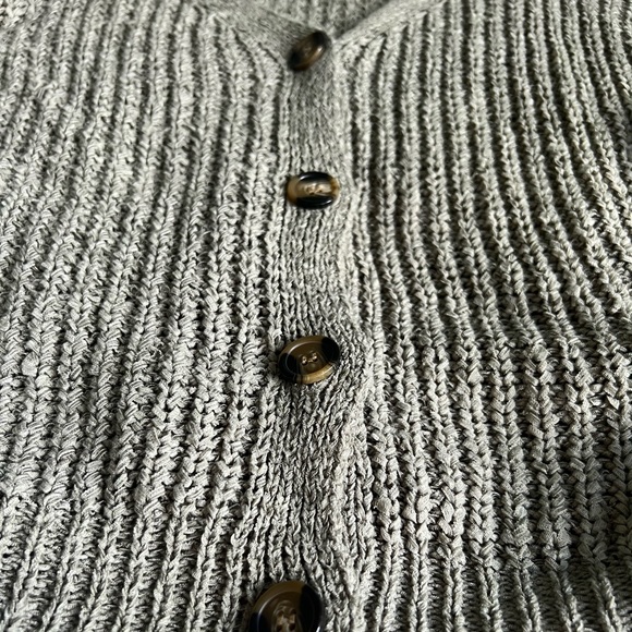 Cartigan - Picture 3 of 5